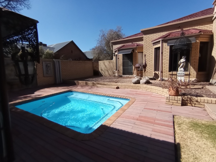 4 Bedroom Property for Sale in Vaal de Grace Nature Estate Free State